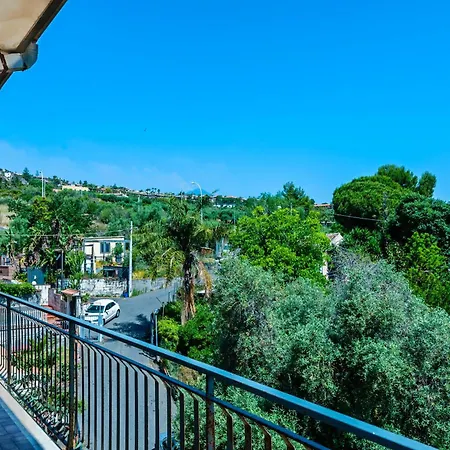 Apartment Sea View Paradise Aci Castello