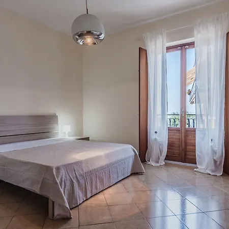 Sea View Paradise شقة آتْشّي كاستيلّو
